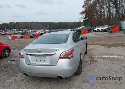 2015 Nissan Altima 2.5/2.5 S/2.5 Sl/2.5 Sv from USA, damaged, VIN 1N4AL3AP4FC426313